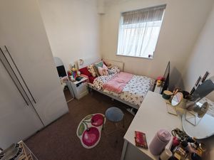 Photo 5- click for photo gallery